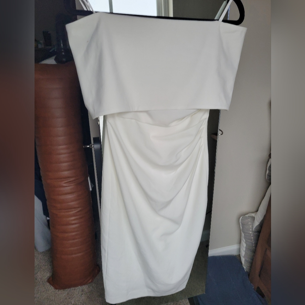 Vince camuto size 2p white strapless dress nwot